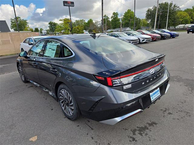 new 2025 Hyundai Sonata Hybrid car, priced at $36,312