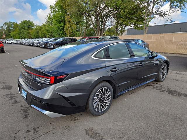 new 2025 Hyundai Sonata Hybrid car, priced at $36,312