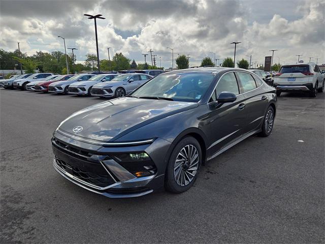 new 2025 Hyundai Sonata Hybrid car, priced at $36,312