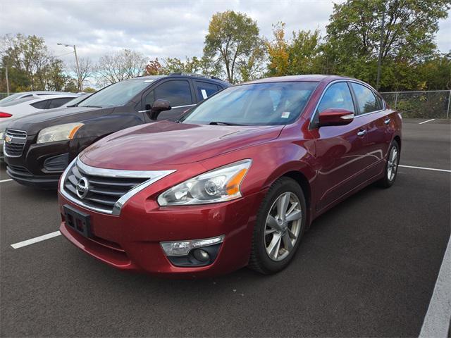 used 2014 Nissan Altima car
