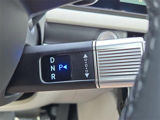 new 2025 Hyundai TUCSON Hybrid car, priced at $35,965