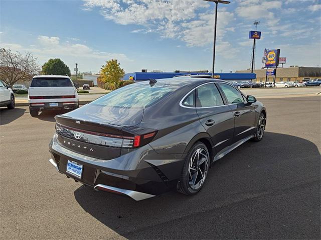 new 2024 Hyundai Sonata car, priced at $30,815