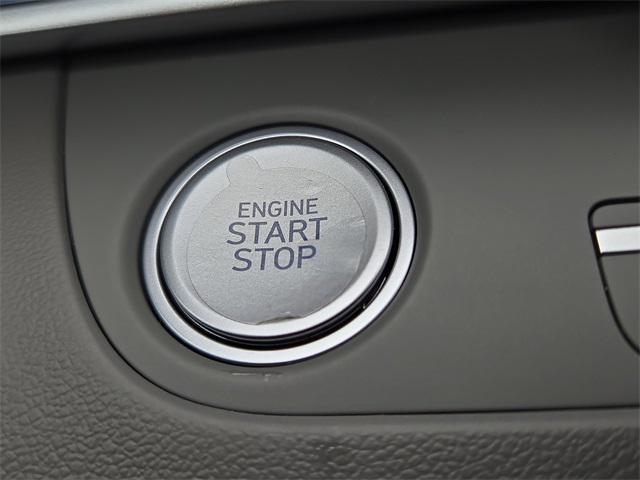 new 2025 Hyundai Elantra car, priced at $26,278