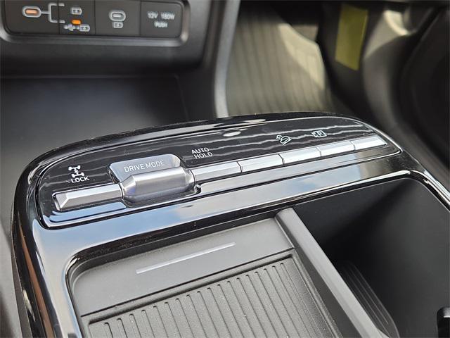 new 2025 Hyundai TUCSON Hybrid car, priced at $35,485