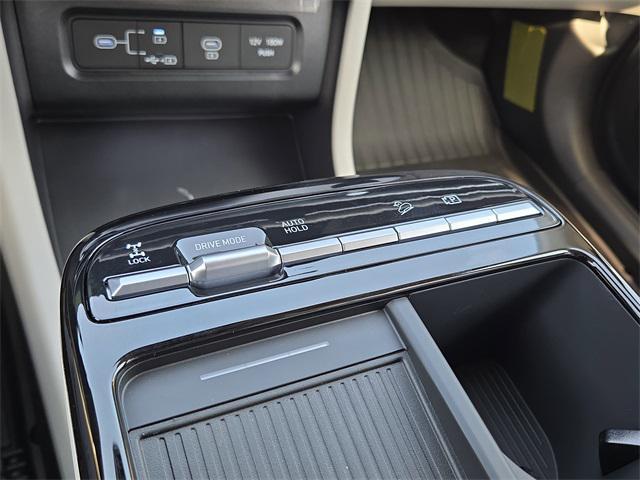 new 2025 Hyundai TUCSON Hybrid car, priced at $36,178