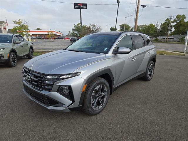 new 2025 Hyundai TUCSON Hybrid car, priced at $35,485
