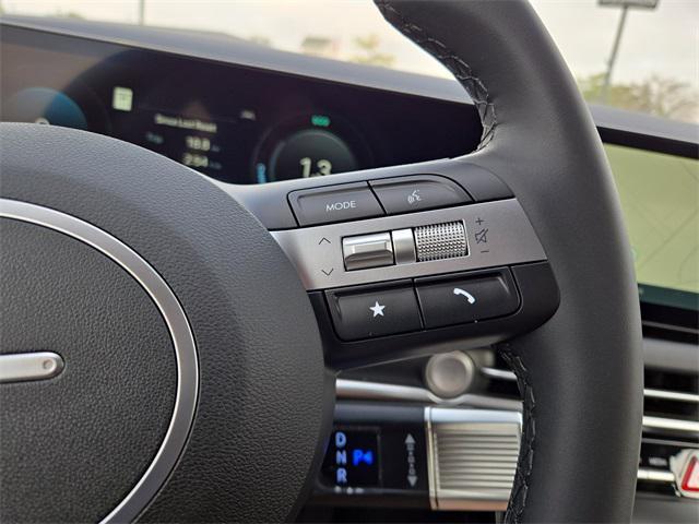 new 2025 Hyundai TUCSON Hybrid car, priced at $35,485