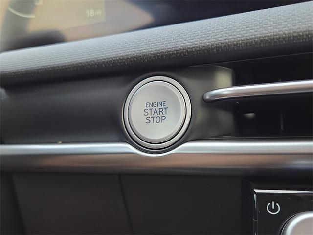 new 2025 Hyundai TUCSON Hybrid car, priced at $35,485