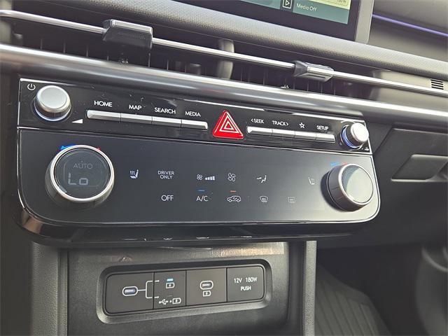 new 2025 Hyundai TUCSON Hybrid car, priced at $35,485