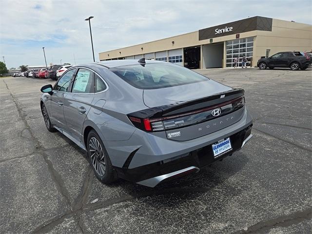 new 2024 Hyundai Sonata Hybrid car, priced at $31,012