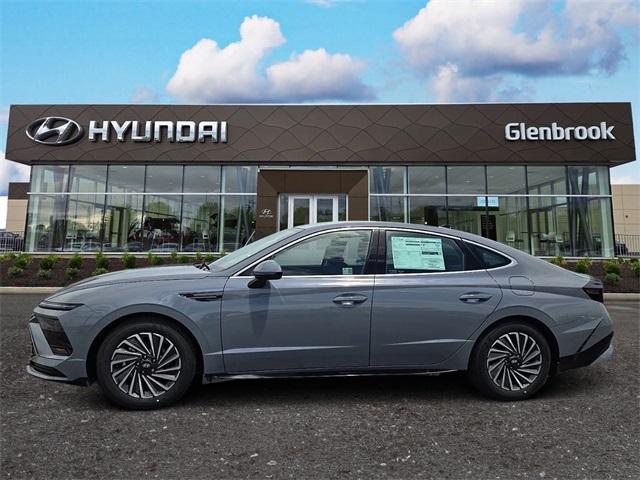 new 2024 Hyundai Sonata Hybrid car, priced at $31,012