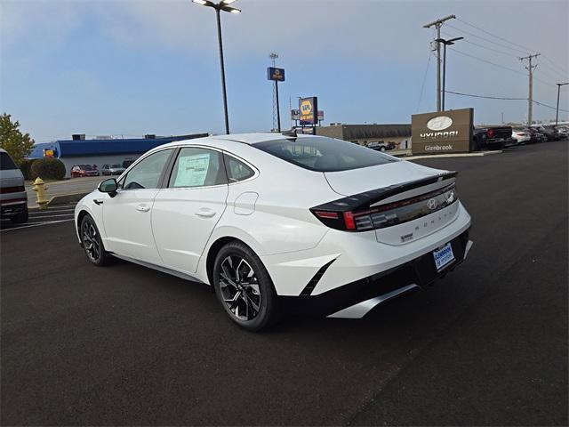 new 2024 Hyundai Sonata car, priced at $28,329