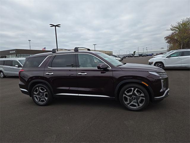 used 2023 Hyundai Palisade car, priced at $38,991