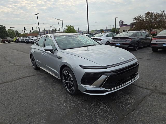 new 2024 Hyundai Sonata car, priced at $30,204