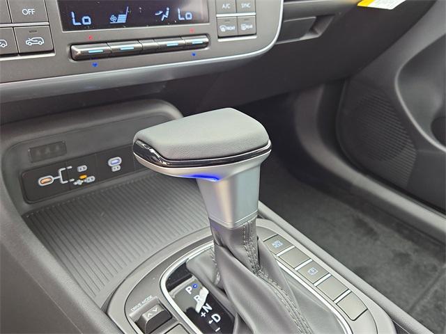 new 2025 Hyundai Kona car, priced at $27,498
