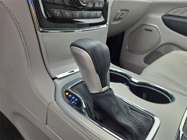 used 2021 Jeep Grand Cherokee car, priced at $35,991