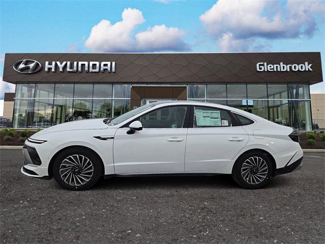 new 2025 Hyundai Sonata Hybrid car, priced at $38,508