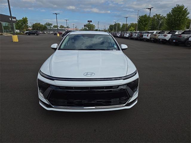 new 2024 Hyundai Sonata car, priced at $28,375