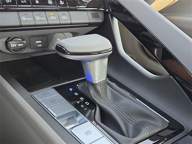 new 2025 Hyundai Elantra car, priced at $27,322