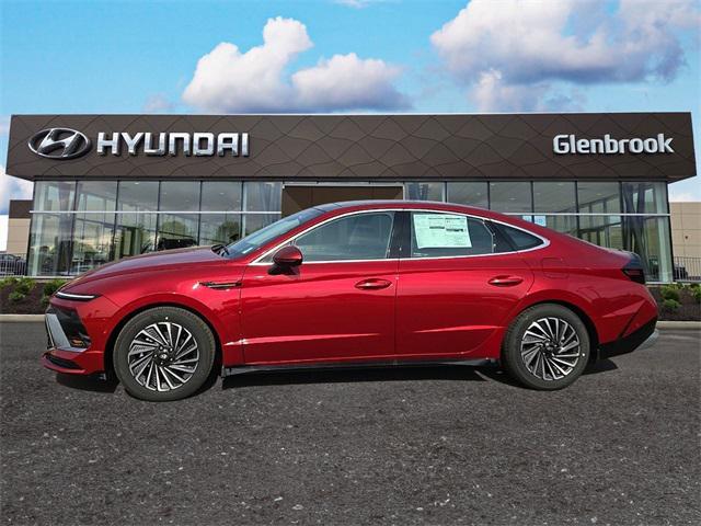 new 2025 Hyundai Sonata Hybrid car, priced at $38,420