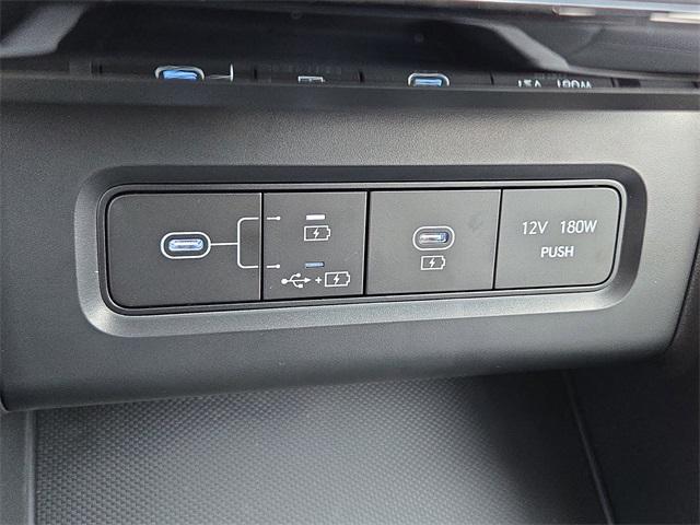 new 2025 Hyundai Tucson car, priced at $39,234