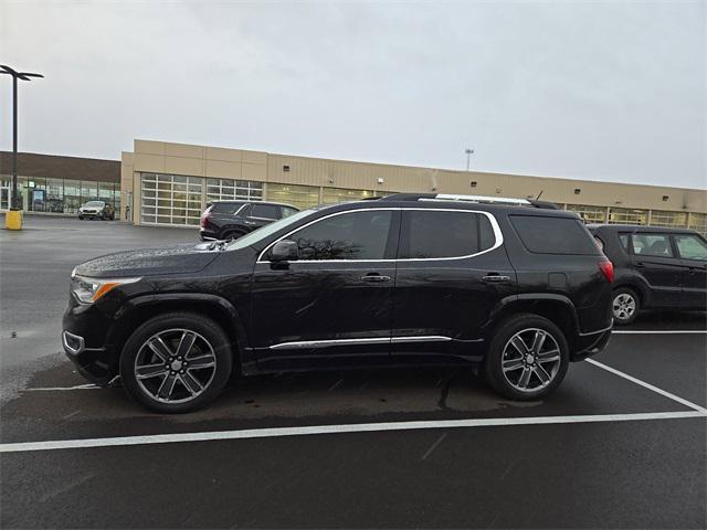 used 2017 GMC Acadia car