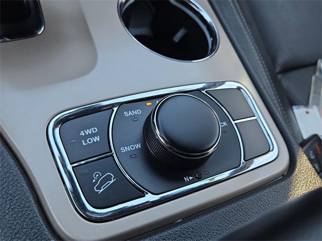 used 2015 Jeep Grand Cherokee car, priced at $9,991
