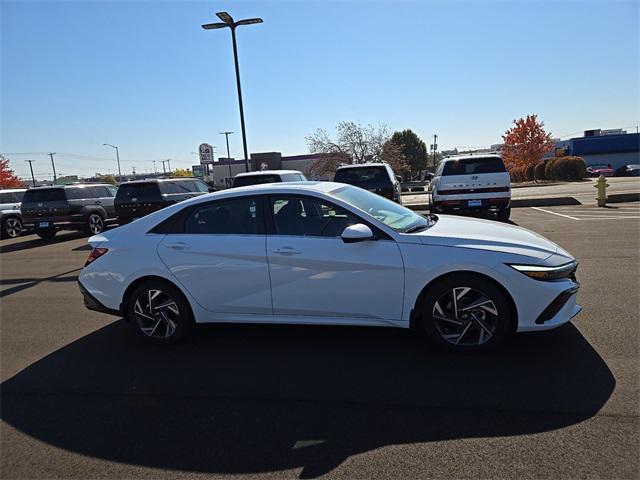 new 2024 Hyundai Elantra car, priced at $26,051