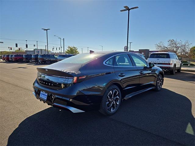 new 2025 Hyundai Sonata car, priced at $29,699