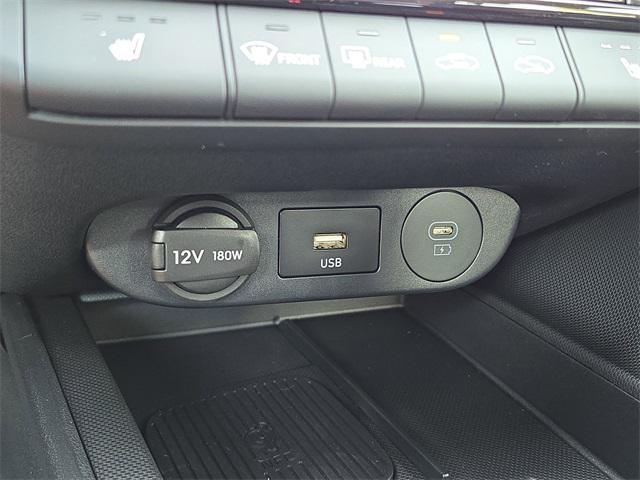 new 2025 Hyundai Elantra car, priced at $27,358