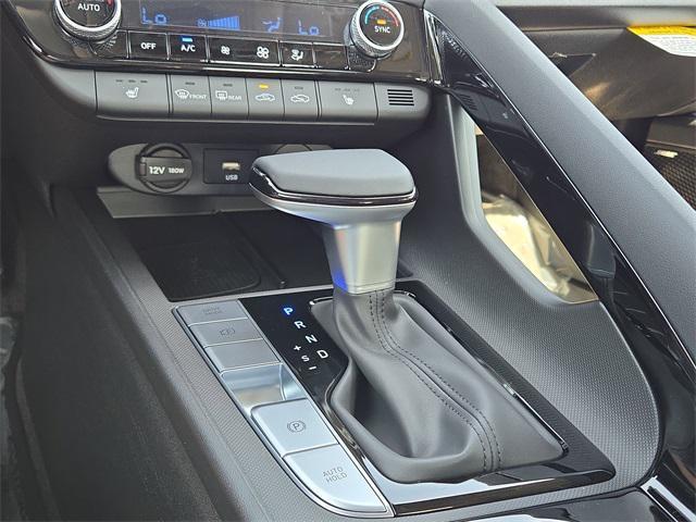 new 2025 Hyundai Elantra car, priced at $27,358
