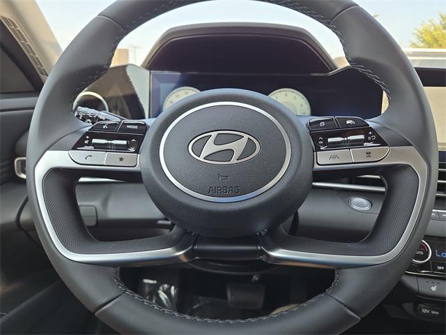 new 2025 Hyundai Elantra car, priced at $27,358