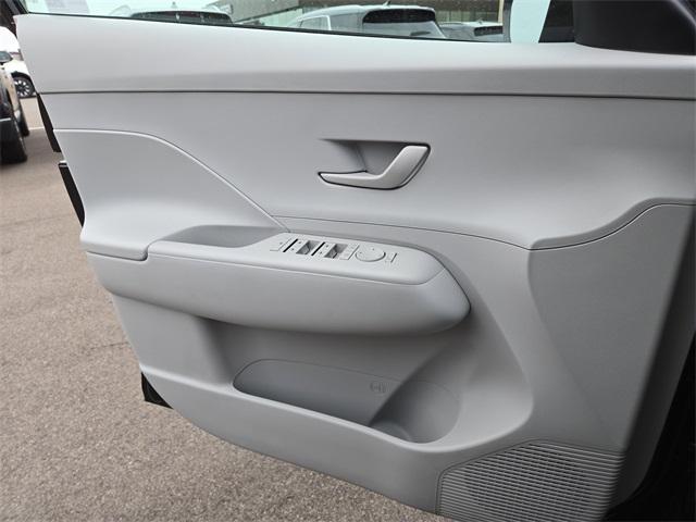 new 2025 Hyundai Kona car, priced at $30,178