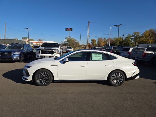 new 2026 Hyundai Sonata Hybrid car, priced at $39,937