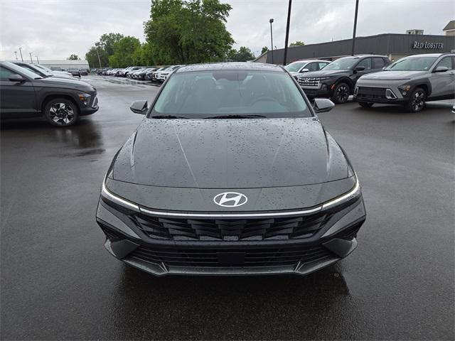 new 2025 Hyundai Elantra car, priced at $29,938