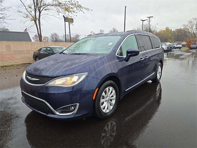 used 2017 Chrysler Pacifica car, priced at $12,991