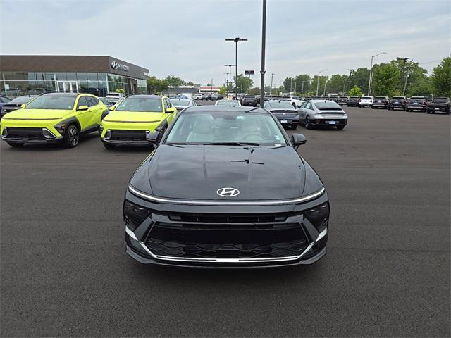 new 2024 Hyundai Sonata Hybrid car, priced at $30,709