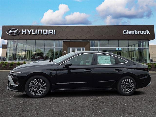 new 2024 Hyundai Sonata Hybrid car, priced at $30,709