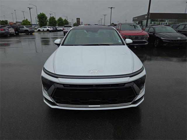 new 2025 Hyundai Sonata Hybrid car, priced at $37,960