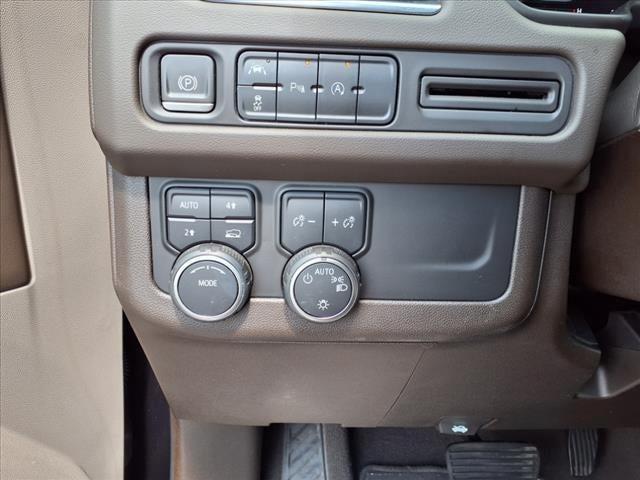 used 2023 Chevrolet Suburban car, priced at $45,880