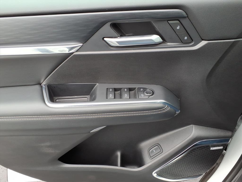 used 2025 GMC Acadia car, priced at $38,692