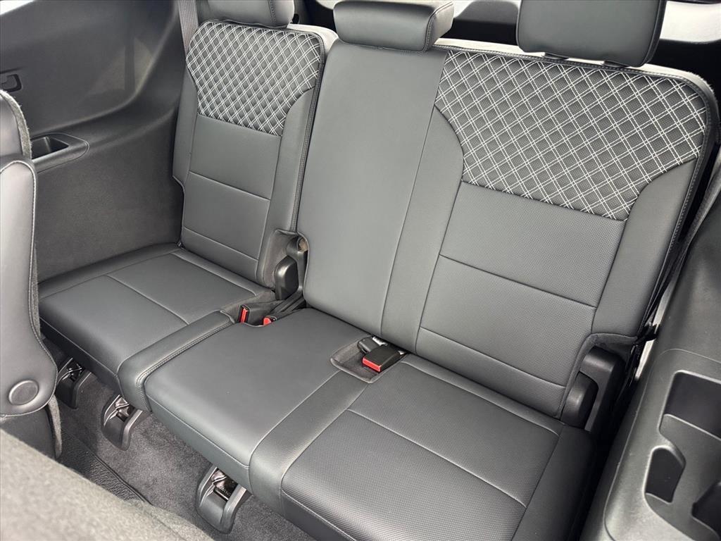 used 2024 GMC Acadia car, priced at $50,949