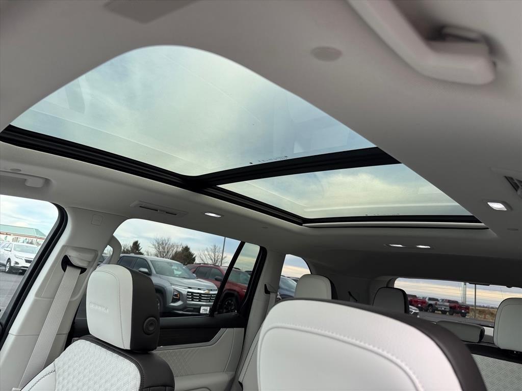 used 2024 GMC Acadia car, priced at $50,842