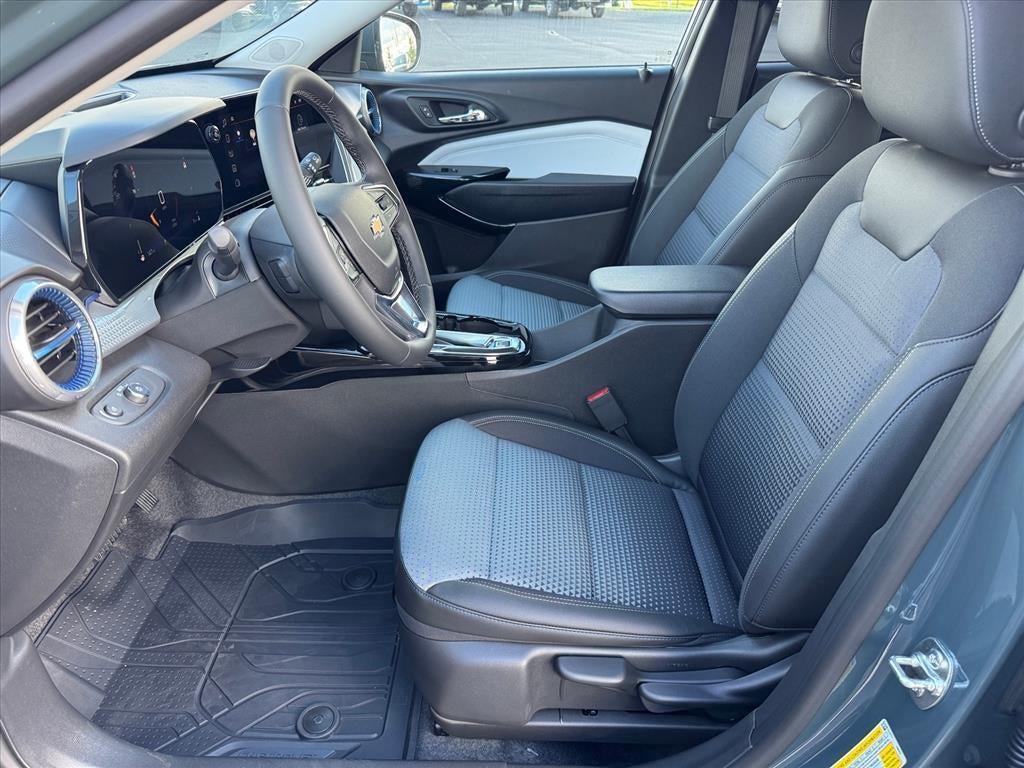 new 2025 Chevrolet Trax car, priced at $24,605
