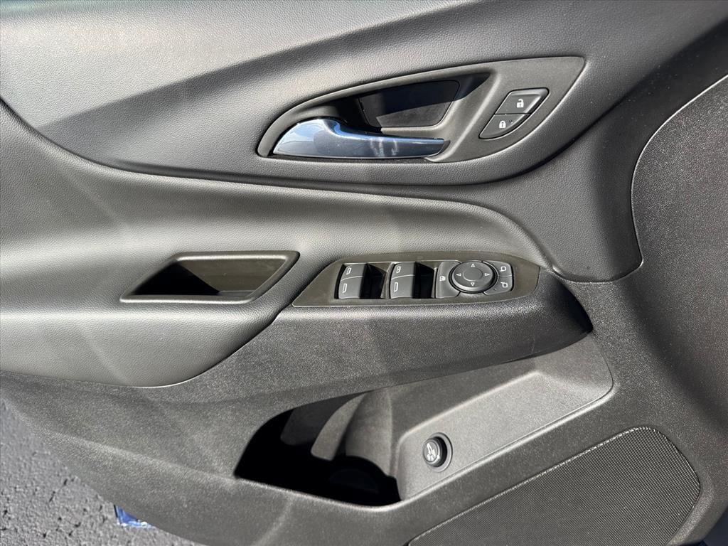 used 2023 Chevrolet Equinox car, priced at $22,246