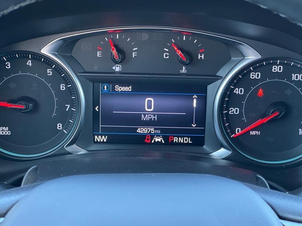 used 2023 Chevrolet Equinox car, priced at $22,246