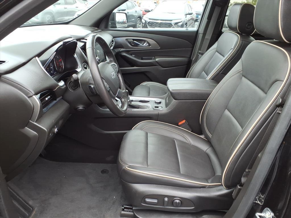 used 2022 Chevrolet Traverse car, priced at $31,953