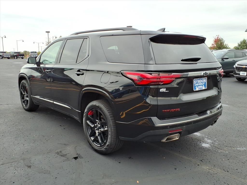 used 2022 Chevrolet Traverse car, priced at $31,953