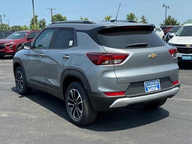 new 2025 Chevrolet TrailBlazer car, priced at $28,830