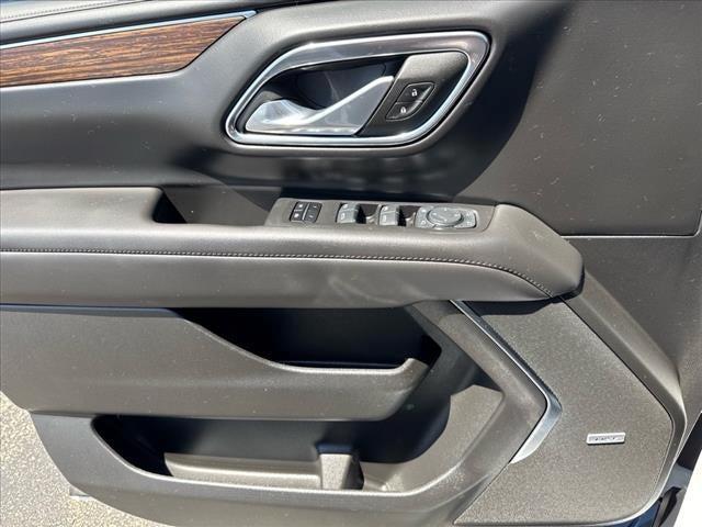used 2024 Chevrolet Suburban car
